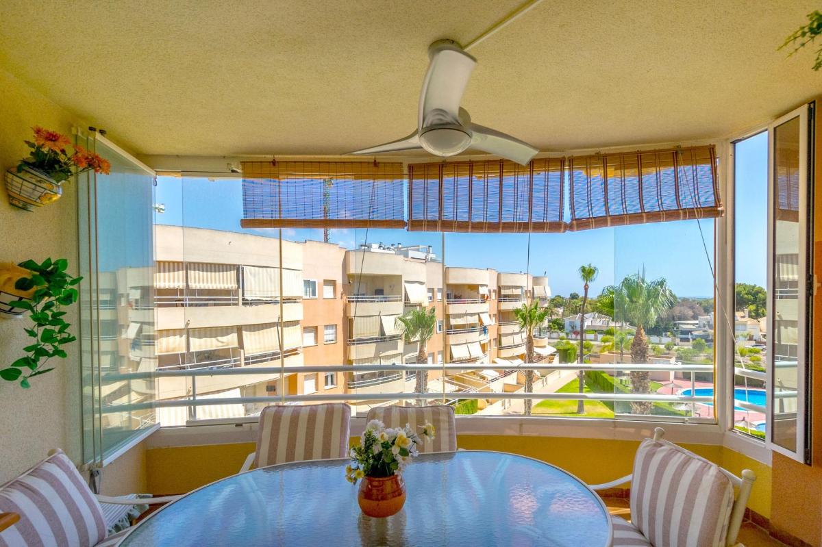 Dzīvoklis Alicante, Spānijā 3 istabas, 100 m2 Nr. 103979