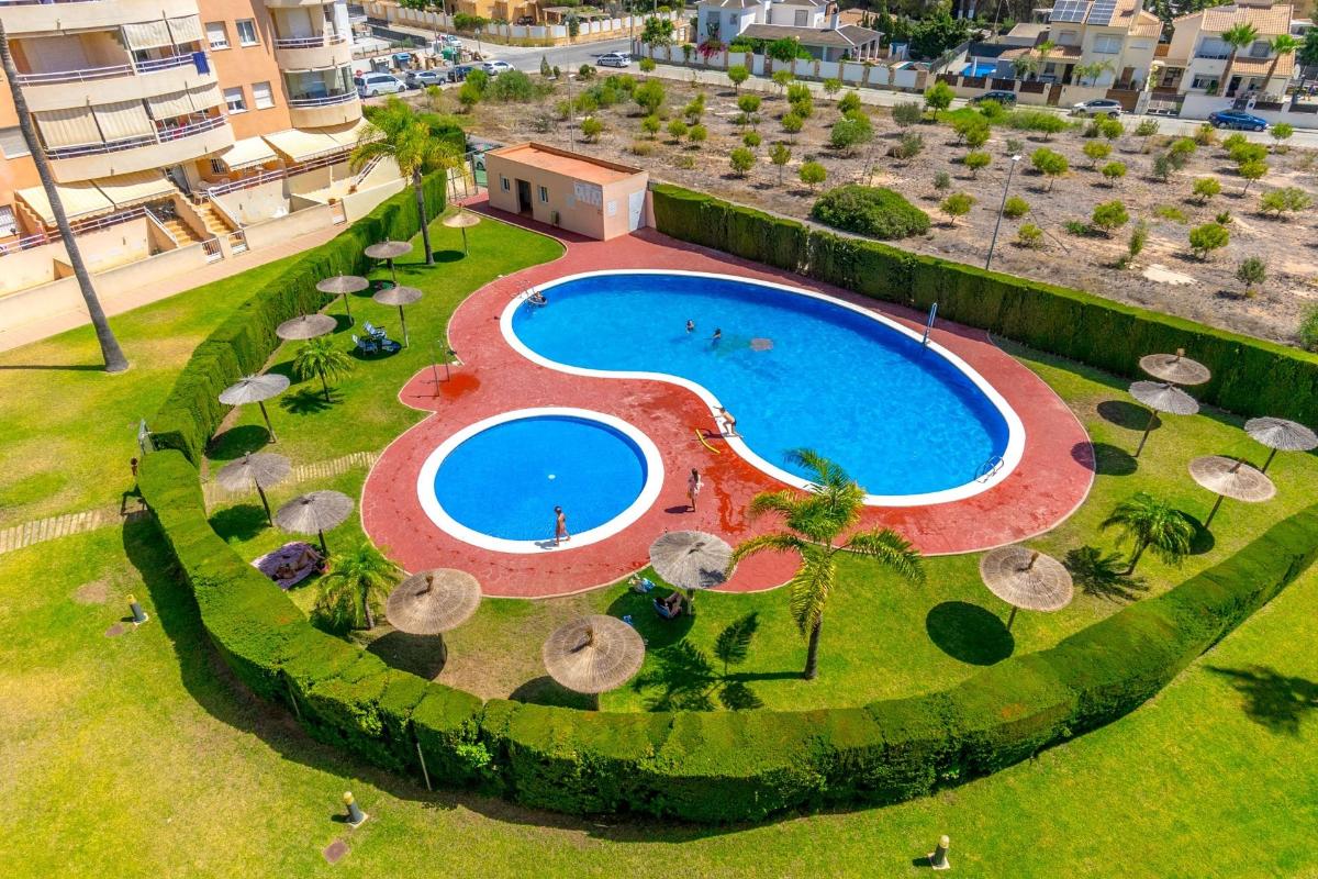Dzīvoklis Alicante, Spānijā 3 istabas, 100 m2 Nr. 103979