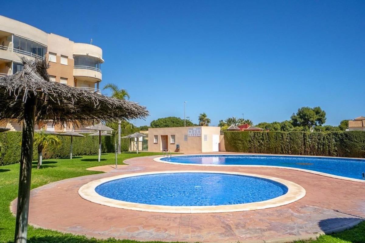 Dzīvoklis Alicante, Spānijā 3 istabas, 100 m2 Nr. 103979