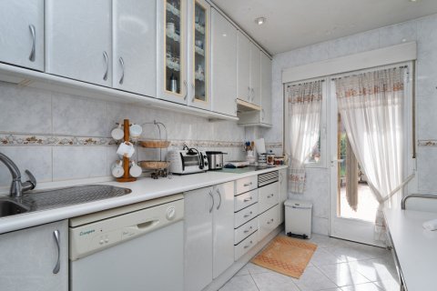 Casa adosada en venta Madrid, España 4 dormitorios, 225 m2 No. 117554 - foto 11