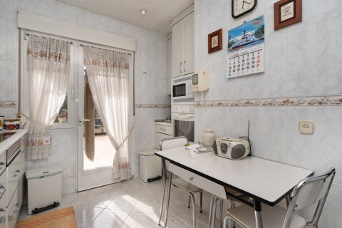 Casa adosada en venta Madrid, España 4 dormitorios, 225 m2 No. 117554 - foto 12