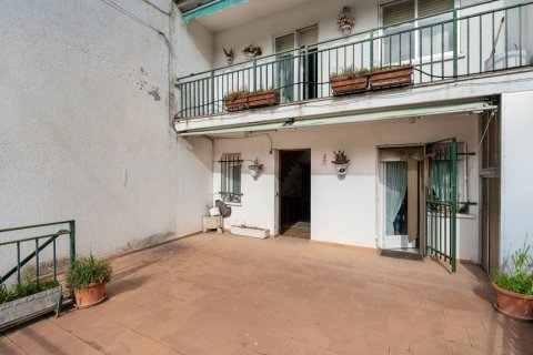 Casa adosada en venta Madrid, España 4 dormitorios, 225 m2 No. 117554 - foto 9
