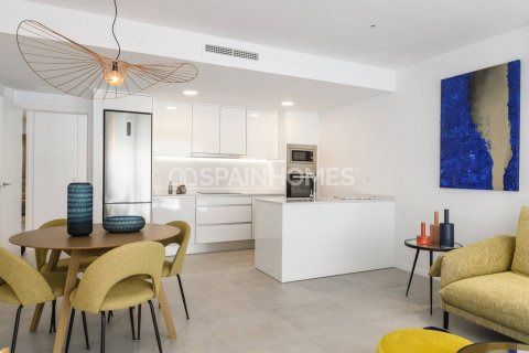 Lägenhet till salu Orihuela, Alicante, Spanien 3 sovrum, 90 kvm. Nr. 48823 - foto 14