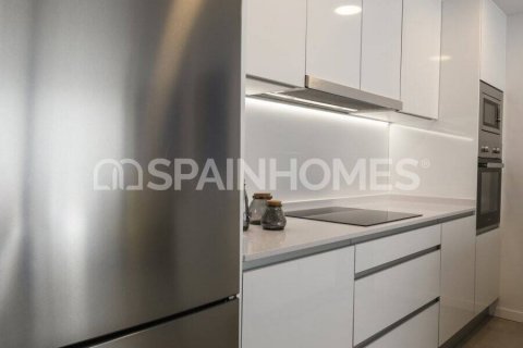Lägenhet till salu Orihuela, Alicante, Spanien 3 sovrum, 90 kvm. Nr. 48823 - foto 19