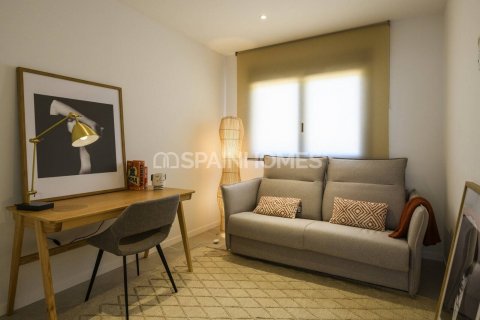 Lägenhet till salu Orihuela, Alicante, Spanien 3 sovrum, 90 kvm. Nr. 48823 - foto 24