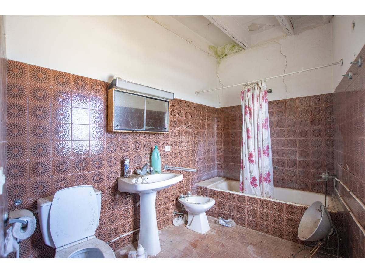 Hus i Ciutadella De Menorca, Menorca, Spanien 3 sovrum, 593 kvm. Nr. 90911