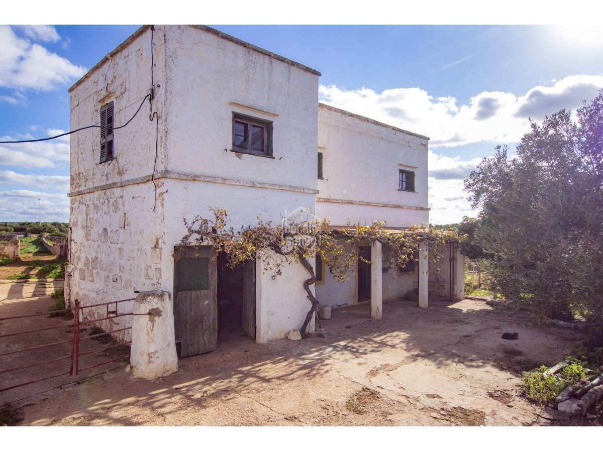 Hus i Ciutadella De Menorca, Menorca, Spanien 3 sovrum, 593 kvm. Nr. 90911