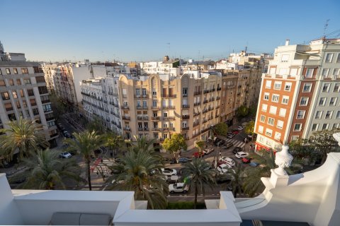 Apartamento en venta Valencia, València, España 3 dormitorios, 148 m2 No. 97862 - foto 25