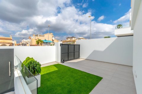 Huvila myytävänä Alicante, Espanja, 5 makuuhuonetta, 136 m2 No. 98478 - kuva 28