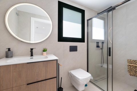 Huvila myytävänä Alicante, Espanja, 5 makuuhuonetta, 136 m2 No. 98478 - kuva 17