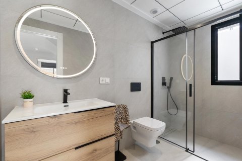 Huvila myytävänä Alicante, Espanja, 5 makuuhuonetta, 136 m2 No. 98478 - kuva 20