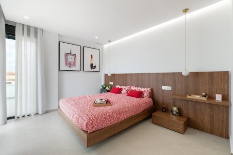 Huvila myytävänä Alicante, Espanja, 5 makuuhuonetta, 136 m2 No. 98478 - kuva 10