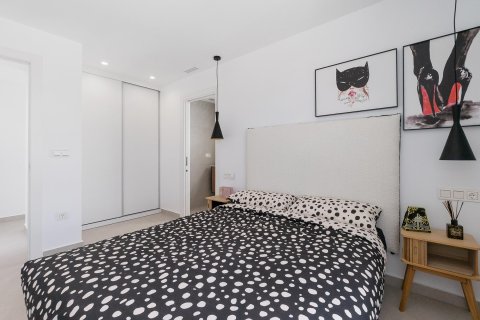 Huvila myytävänä Alicante, Espanja, 5 makuuhuonetta, 136 m2 No. 98478 - kuva 16