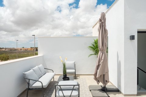 Hus till salu i San Pedro del Pinatar, Murcia, Spanien 3 sovrum, 230 kvm. Nr. 95423 - foto 20