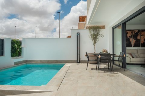 House in San Pedro del Pinatar, Murcia, Spain 3 bedrooms, 230 sq.m. No. 95423