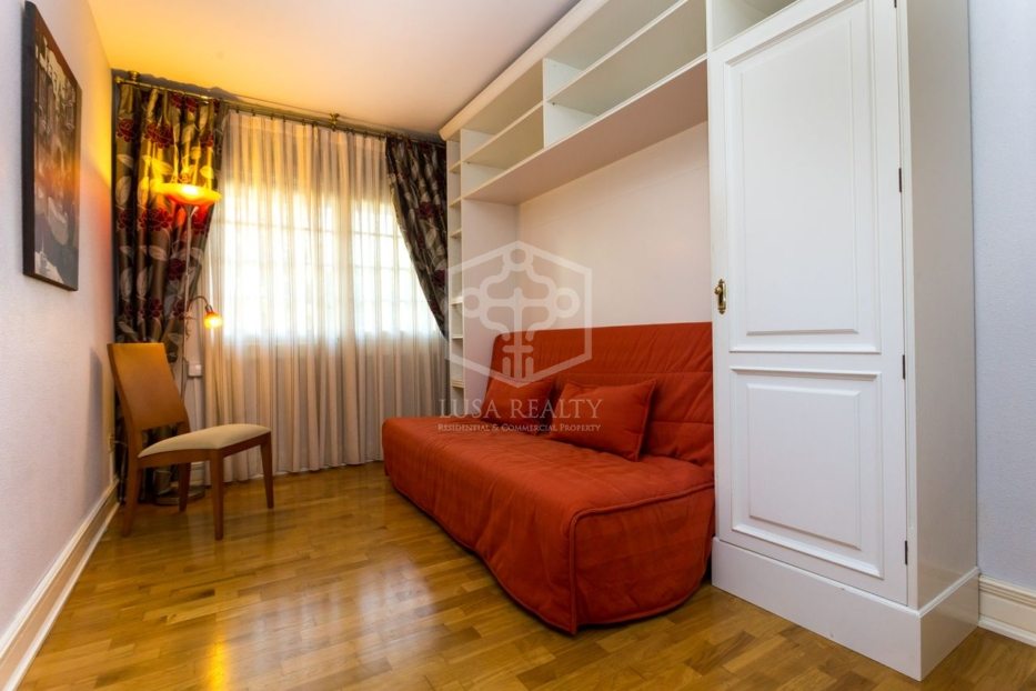 Townhouse à Gava, Barcelona, Espagne 6 chambres, 500 m2 No. 98837
