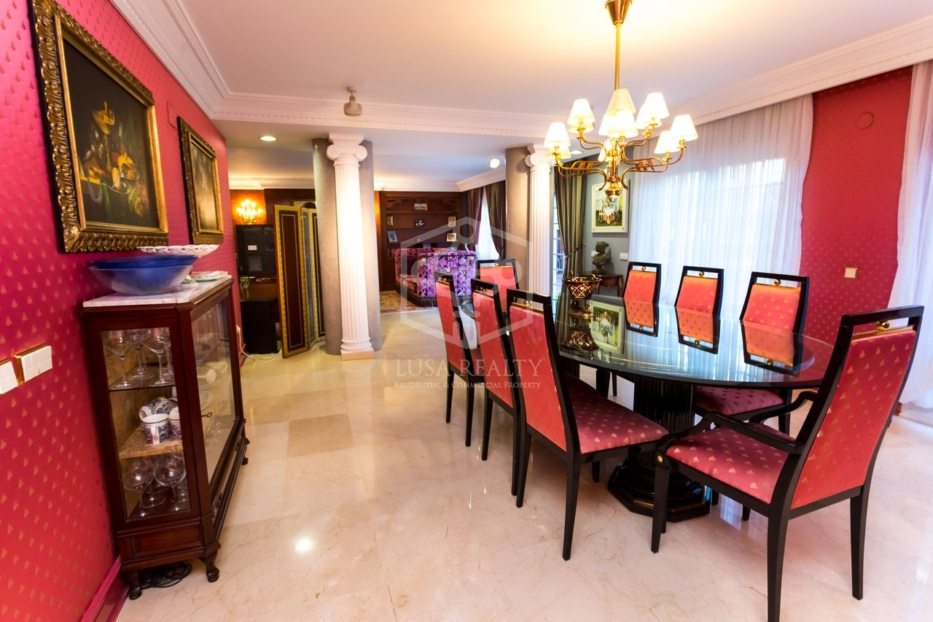 Townhouse à Gava, Barcelona, Espagne 6 chambres, 500 m2 No. 98837