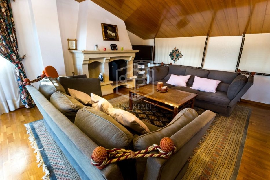Townhouse à Gava, Barcelona, Espagne 6 chambres, 500 m2 No. 98837