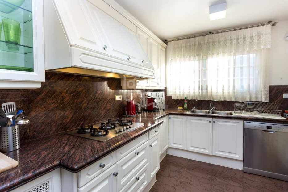 Townhouse à Gava, Barcelona, Espagne 6 chambres, 500 m2 No. 98837