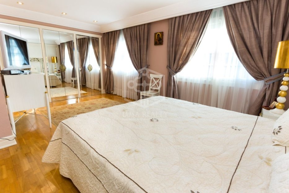 Townhouse à Gava, Barcelona, Espagne 6 chambres, 500 m2 No. 98837