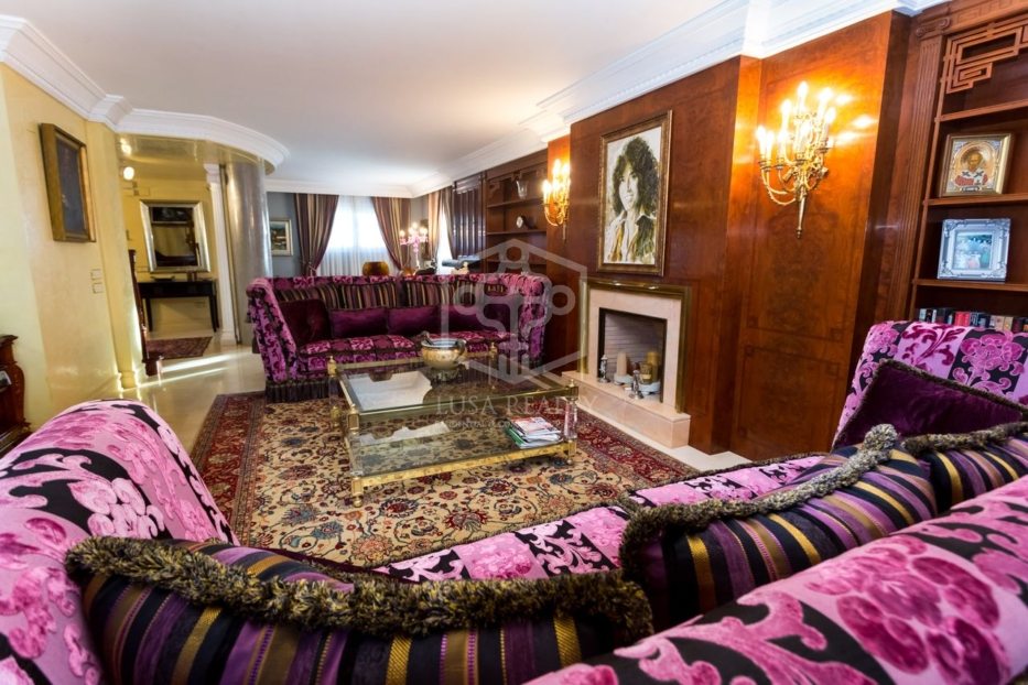 Townhouse à Gava, Barcelona, Espagne 6 chambres, 500 m2 No. 98837