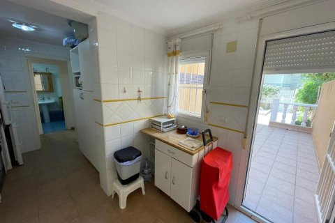 Продажа дома в Гуардамар-дель-Сегура, Аликанте, Испания 4 спальни, 197м2 №113105 - фото 8