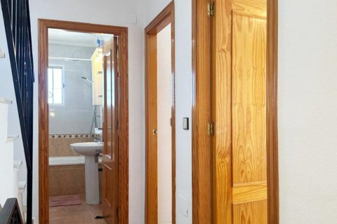 Paritalo myytävänä Alicante, Espanja, 2 makuuhuonetta, 83 m2 No. 113103 - kuva 19