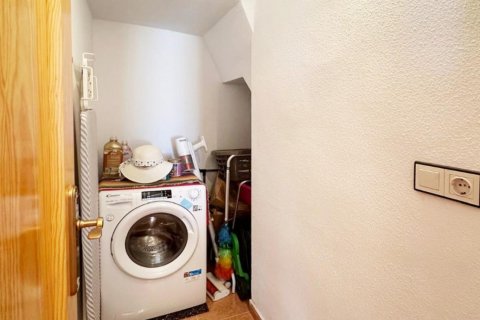 Paritalo myytävänä Alicante, Espanja, 2 makuuhuonetta, 83 m2 No. 113103 - kuva 18