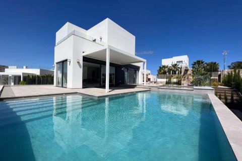 Villa till salu Orihuela, Alicante, Spanien 3 sovrum, 130 kvm. Nr. 113108 - foto 3