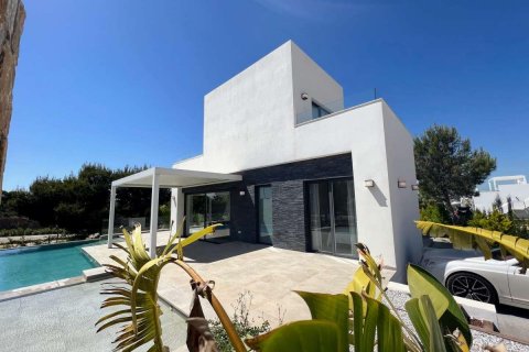 Villa till salu Orihuela, Alicante, Spanien 3 sovrum, 130 kvm. Nr. 113108 - foto 1