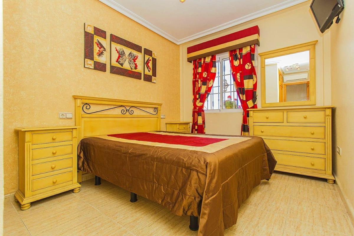 Villa en Guardamar del Segura, Alicante, España 3 dormitorios, 101 m2 No. 113106