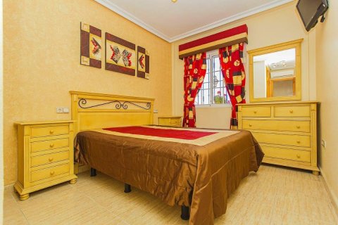 Huvila myytävänä Guardamar del Segura, Alicante, Espanja, 3 makuuhuonetta, 101 m2 No. 113106 - kuva 25