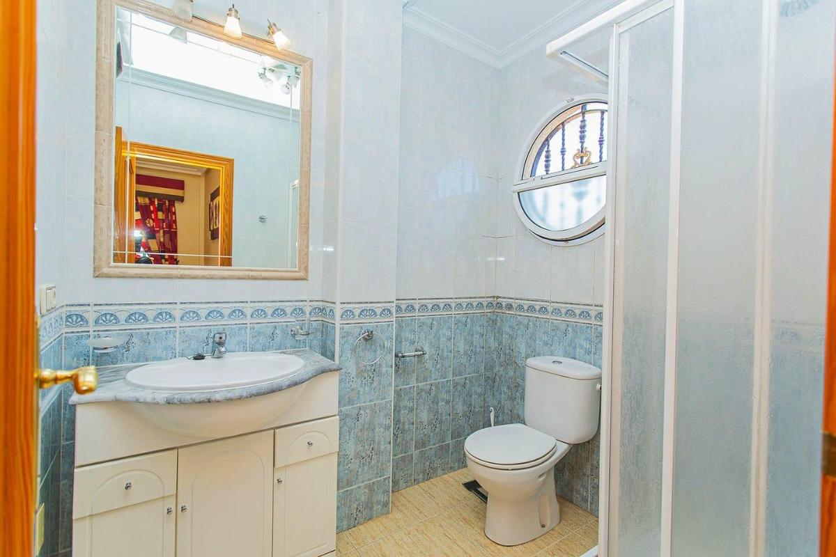 Villa en Guardamar del Segura, Alicante, España 3 dormitorios, 101 m2 No. 113106