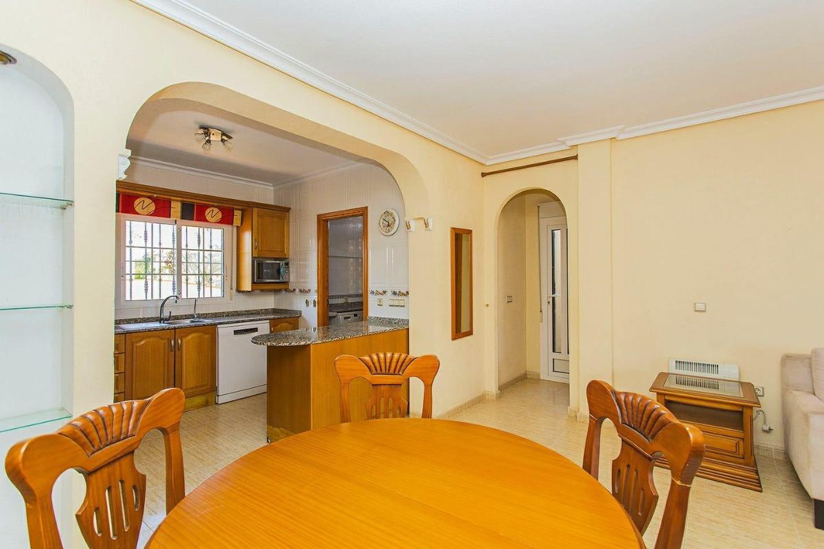 Villa en Guardamar del Segura, Alicante, España 3 dormitorios, 101 m2 No. 113106