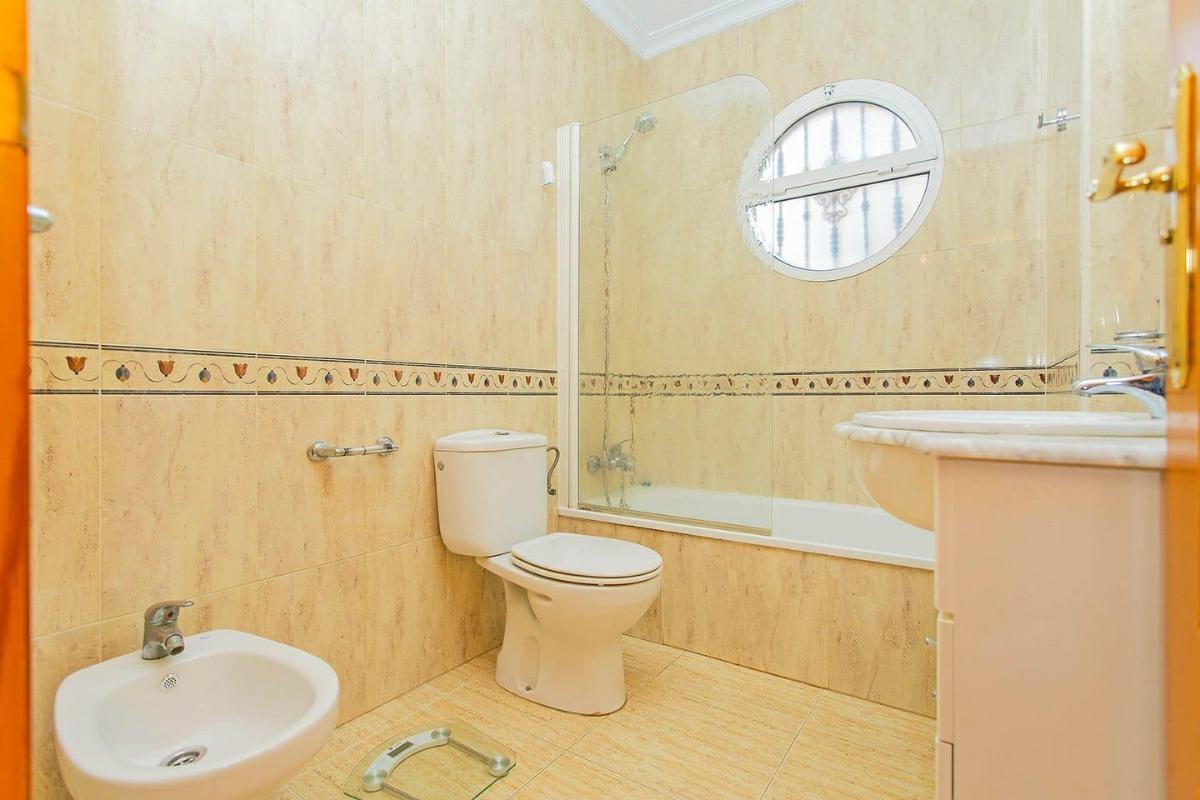 Villa en Guardamar del Segura, Alicante, España 3 dormitorios, 101 m2 No. 113106