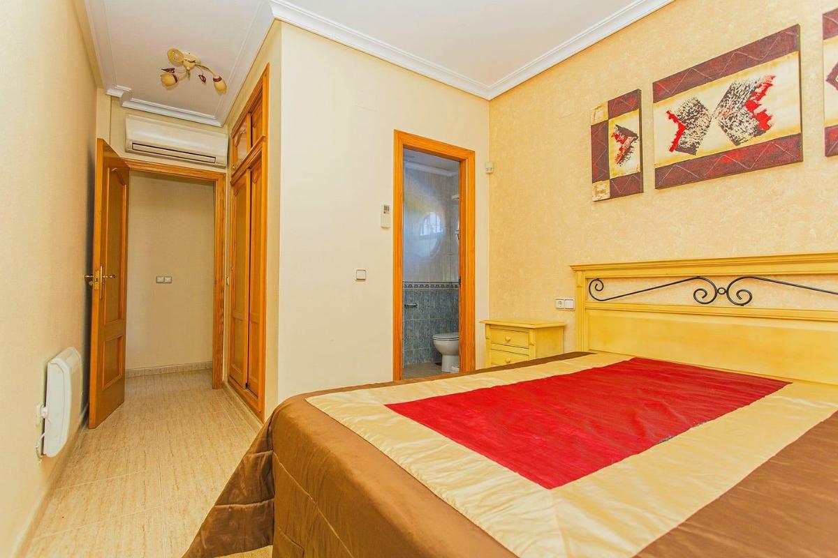 Villa en Guardamar del Segura, Alicante, España 3 dormitorios, 101 m2 No. 113106