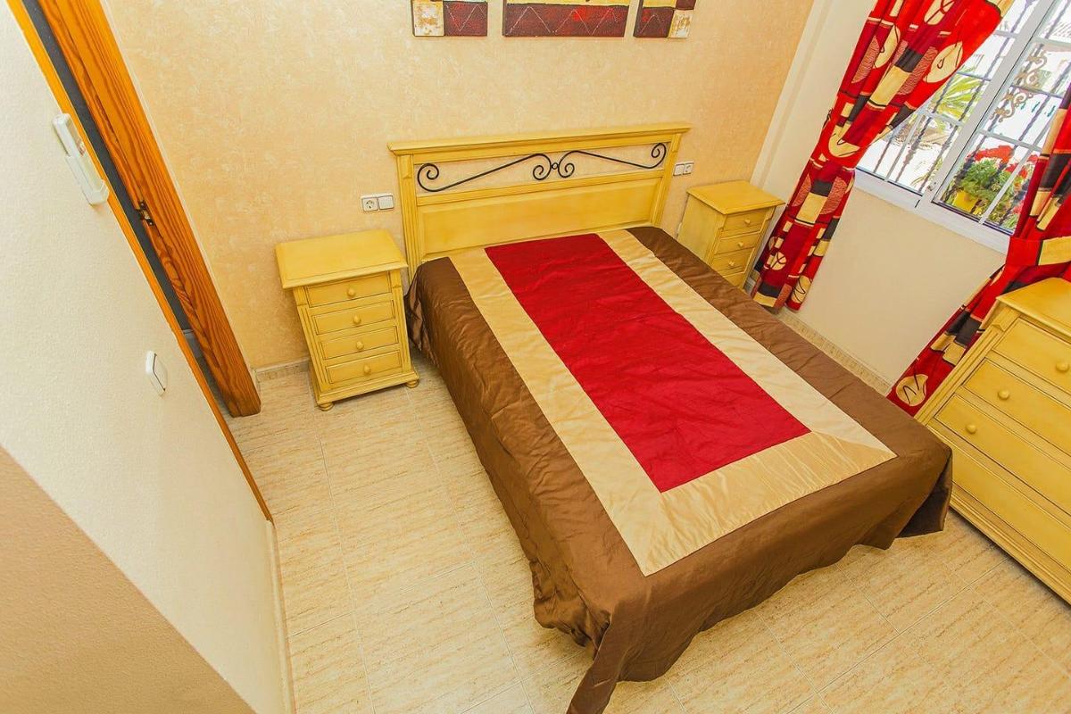 Villa en Guardamar del Segura, Alicante, España 3 dormitorios, 101 m2 No. 113106