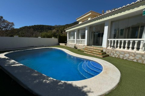 Villa for sale Altea, Alicante, Spain 4 bedrooms, 495 sq.m. No. 115581 - photo 1