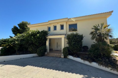 Villa for sale Altea, Alicante, Spain 4 bedrooms, 495 sq.m. No. 115581 - photo 2