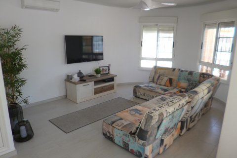 Продажа виллы Пилар де ла Орадада, Аликанте, Испания 4 спальни,  №115584 - фото 2