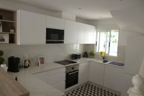 Продажа виллы Пилар де ла Орадада, Аликанте, Испания 4 спальни,  №115584 - фото 3