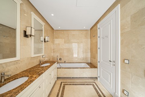 Villa for sale Benahavis, Malaga, Spain 6 bedrooms, 526 sq.m. No. 109966 - photo 26