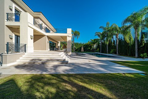 Villa for sale Benahavis, Malaga, Spain 6 bedrooms, 526 sq.m. No. 109966 - photo 3