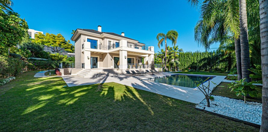 Villa Benahavis, Malaga, Spain 6 bedrooms, 526 sq.m. No. 109966