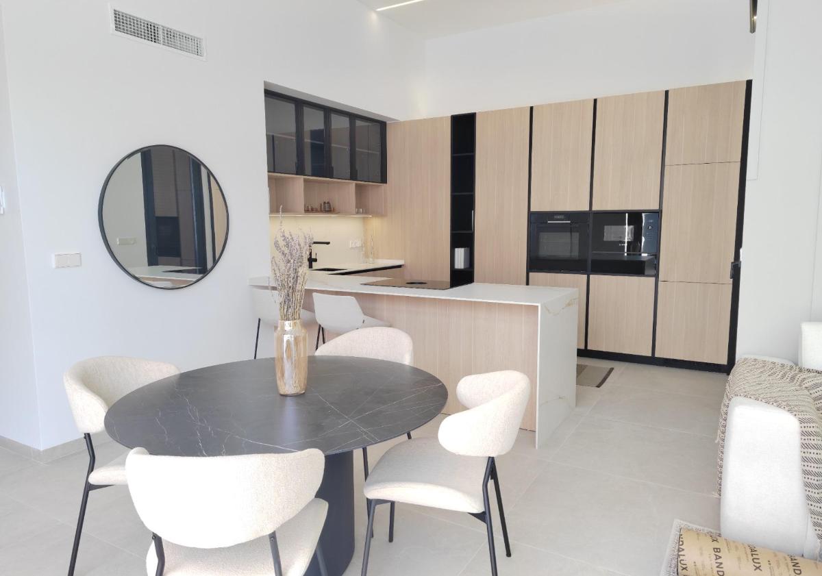Villa à Ciudad Quesada, Alicante, Espagne 4 chambres, 275 m2 No. 100051