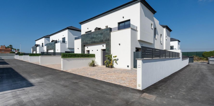 Townhouse Gran Alacant, Alicante, Spain 3 bedrooms, 94 sq.m. No. 114191