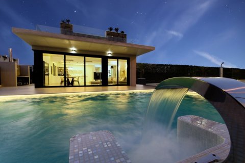 Villa for sale Dehesa De Campoamor, Alicante, Spain 4 bedrooms, 196 sq.m. No. 114190 - photo 1