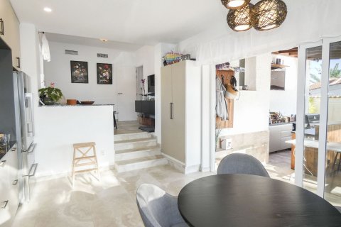 Villa till salu Ciudad Quesada, Alicante, Spanien 5 sovrum, 139 kvm. Nr. 114795 - foto 5