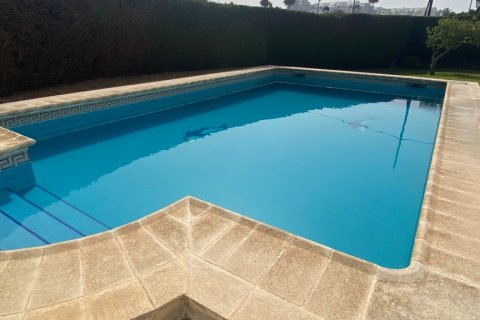 Villa à vendre Malaga, Espagne, 5 chambres, 218 m2 No. 108011 - photo 4