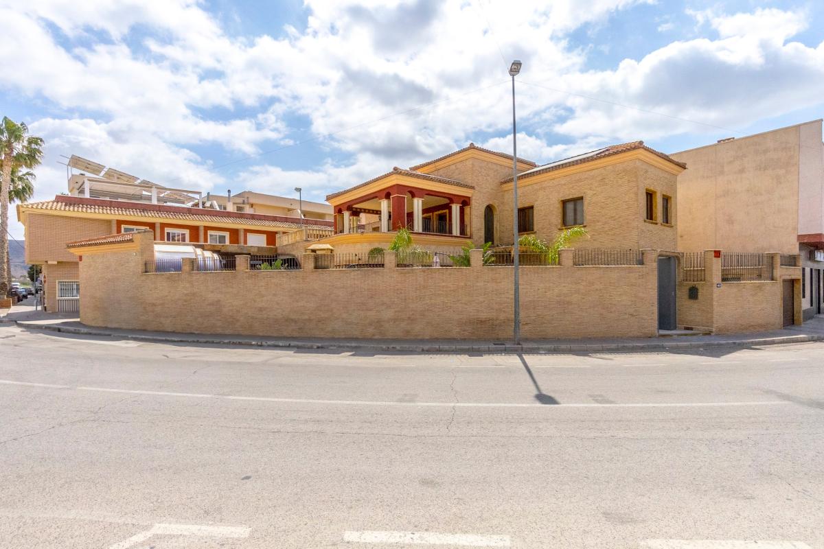 Villa en Alicante, España 3 dormitorios, 1 m2 No. 112927